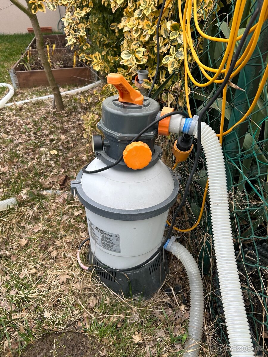 Nadzemní bazén cca 3,6m - 2