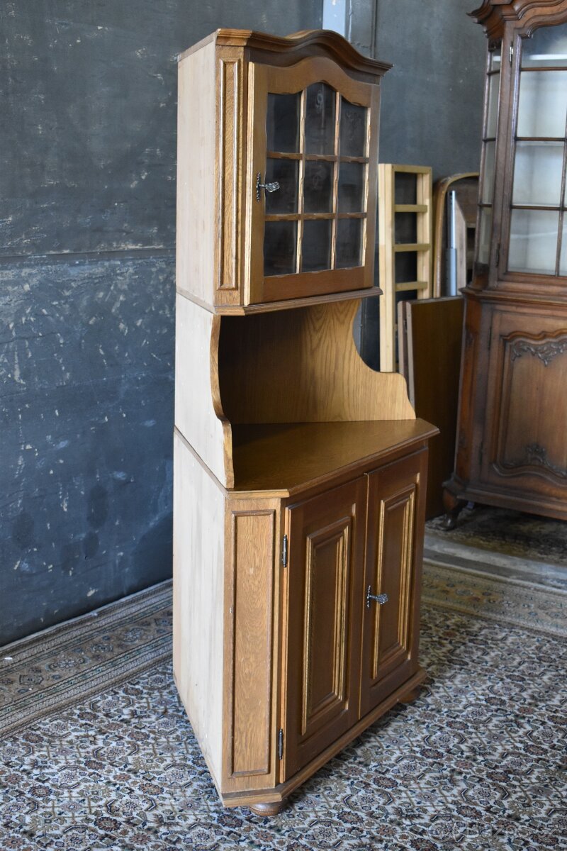 Rohová vitrína - 2