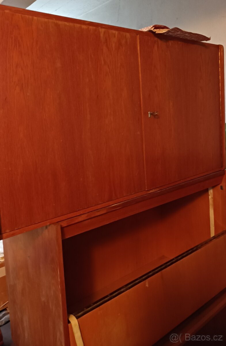 Skříňky Jiroutek - 2