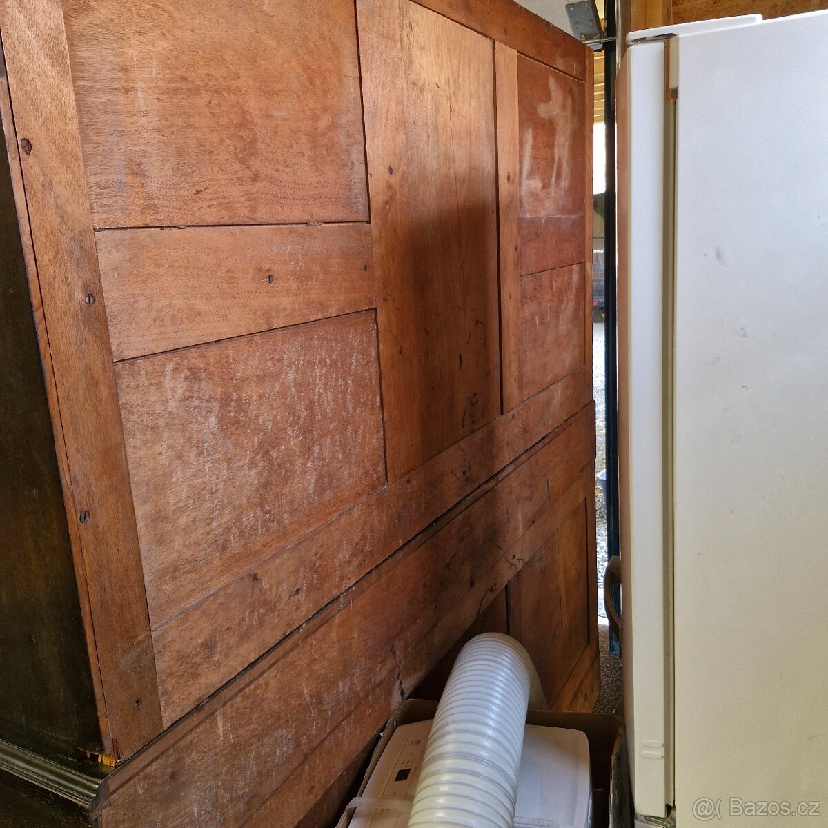 Starožitný příborník a komoda - 2