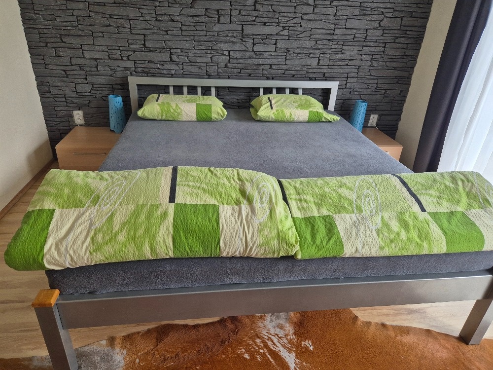 Manželská postel - 2