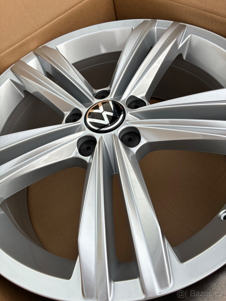 Sebring 5x112 r18 Nová - 2