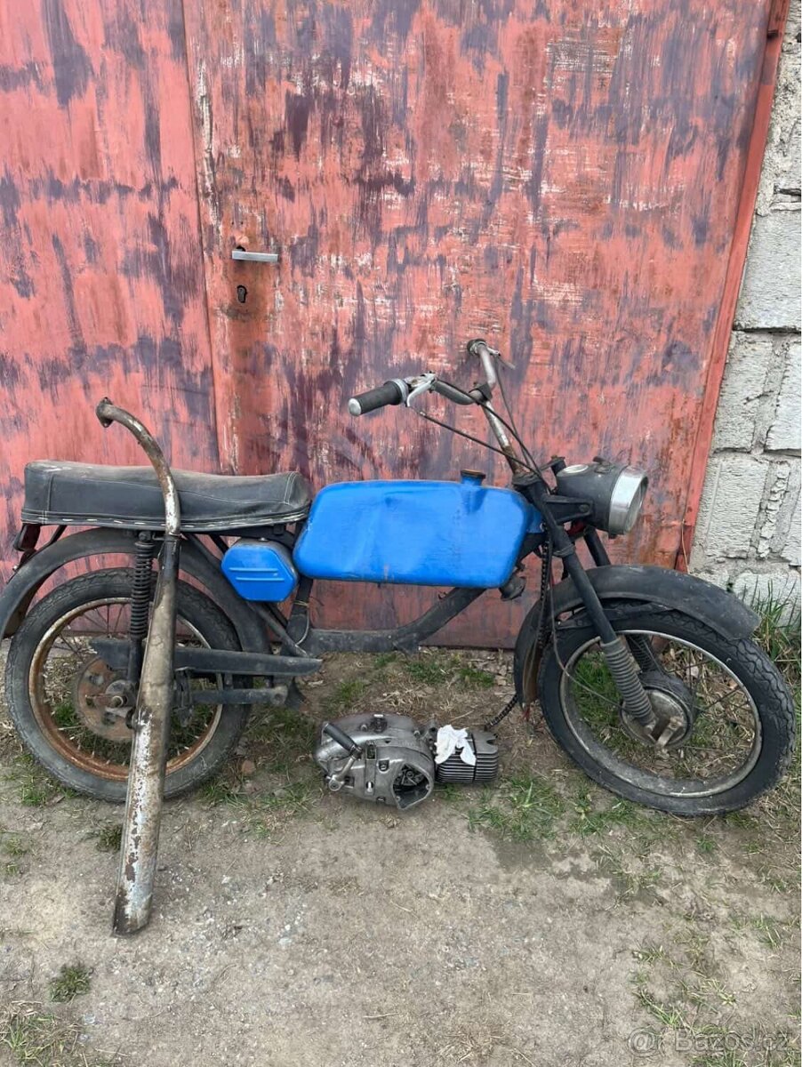 Jawa 50/23 Mustang - 2