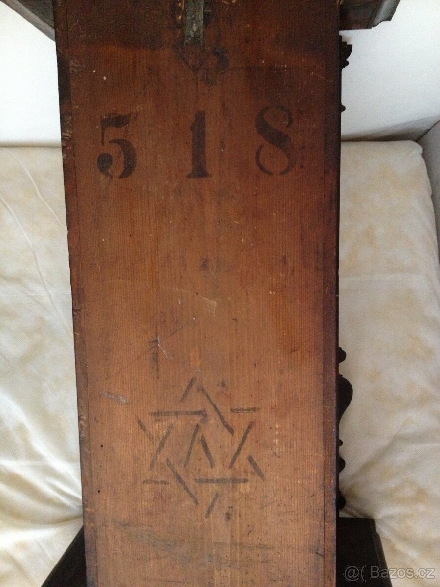 Hodiny nástěnné - 2