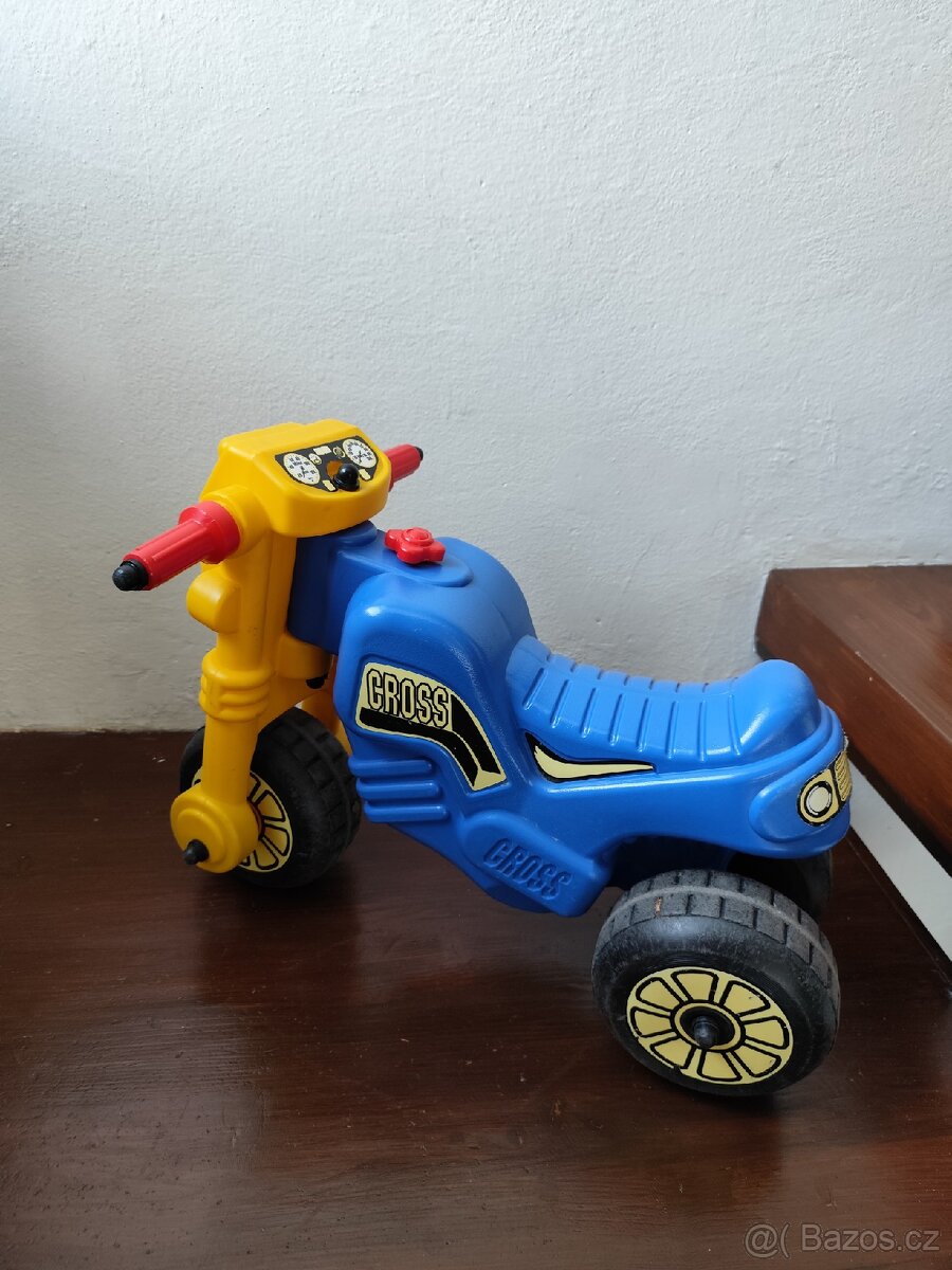 Motorka odrážedlo. - 2