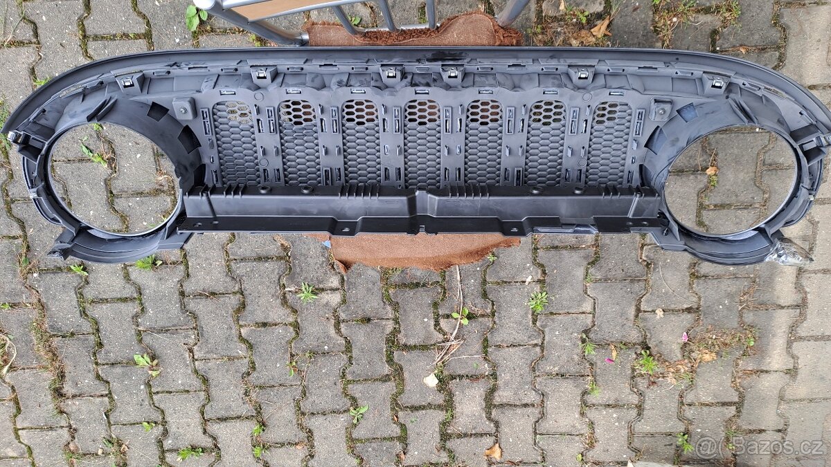 Maska Jeep Renegade - 2