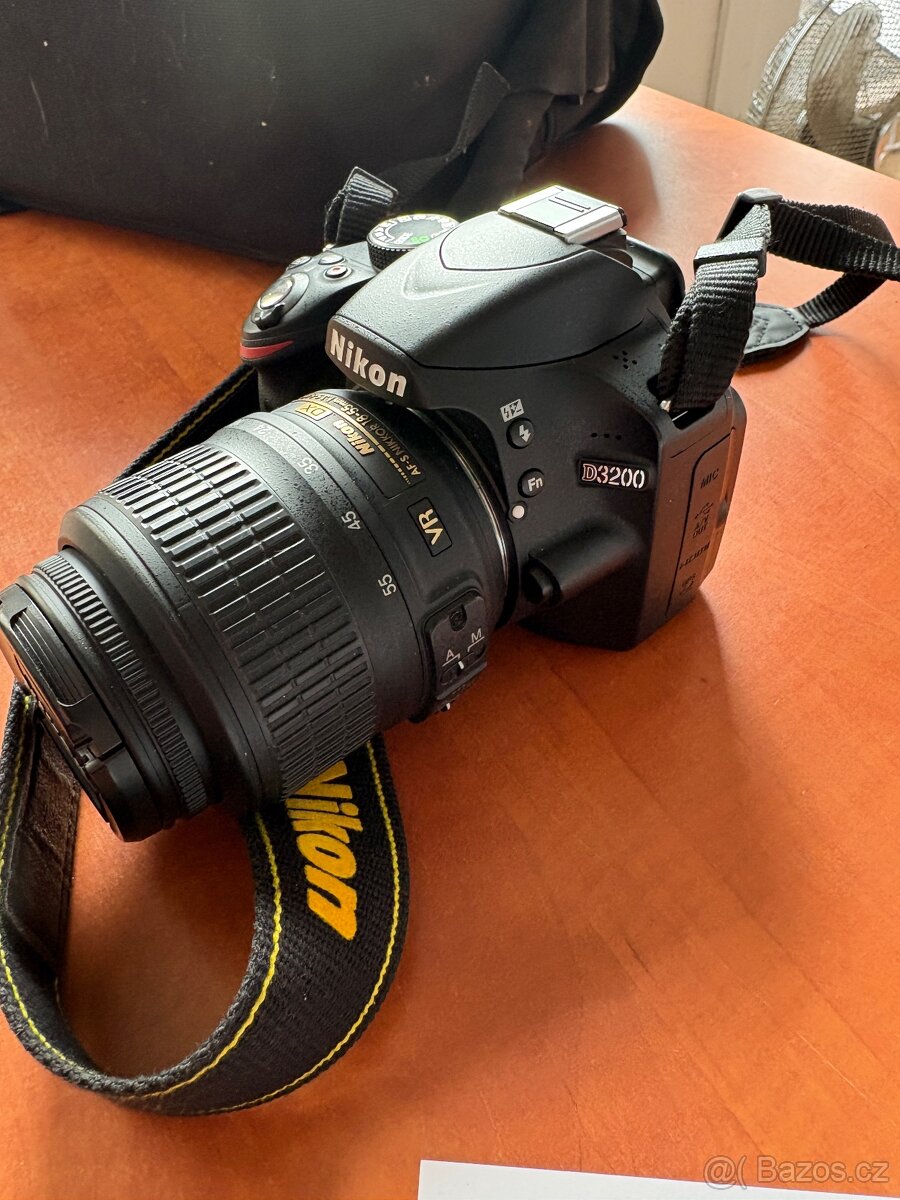 Nikon D3200 - 2