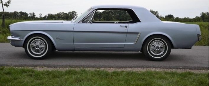 Ford Mustang - 2