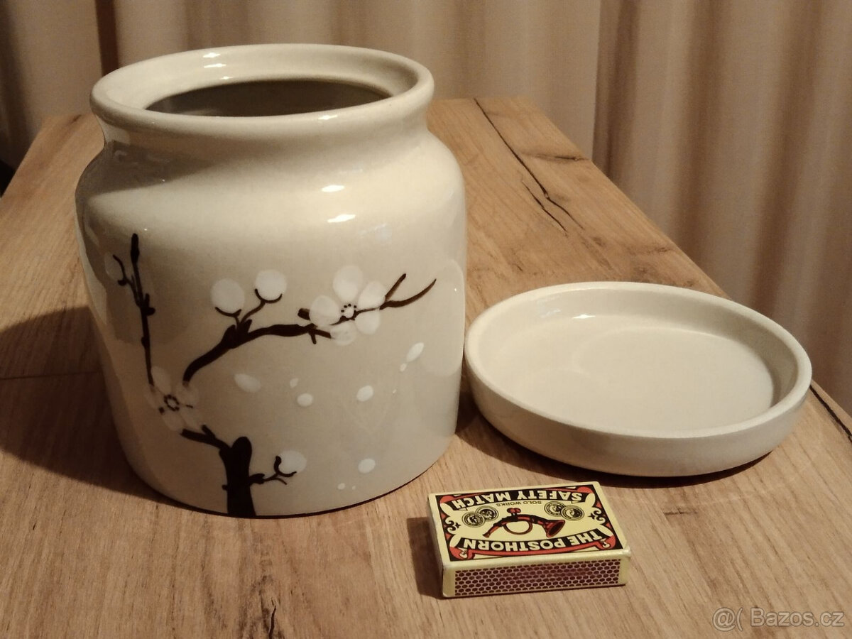 Krásná keramická dóza s pokličkou - 2