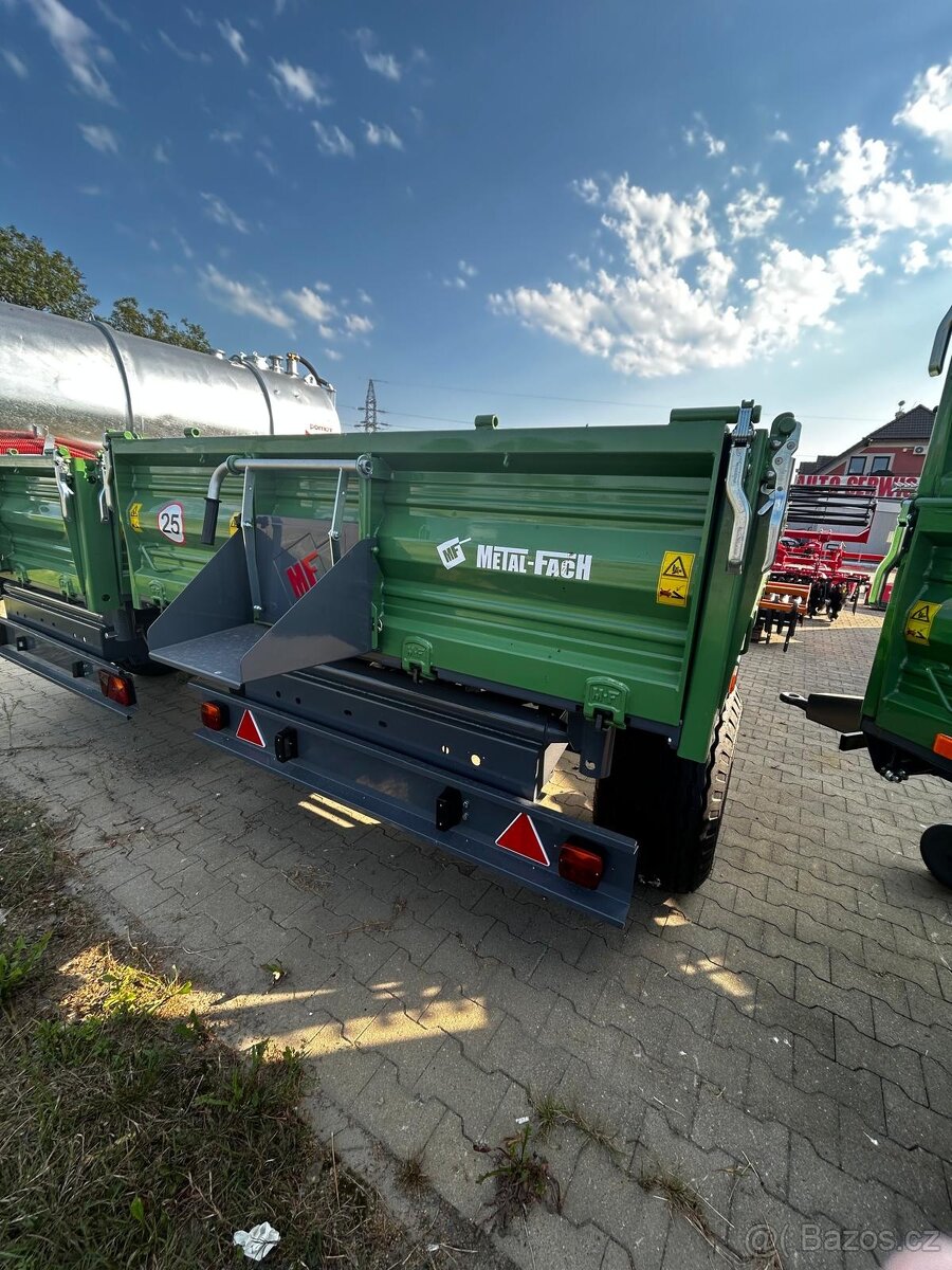 Prodej skladu Jednonápravový přívěs T713A 5t - 2