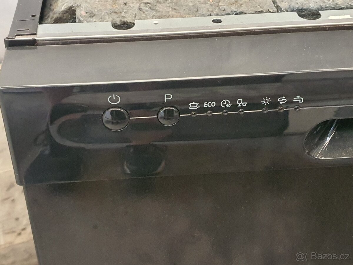 60cm moderní A+ myčka pod pracovní desku 12 sad - 2