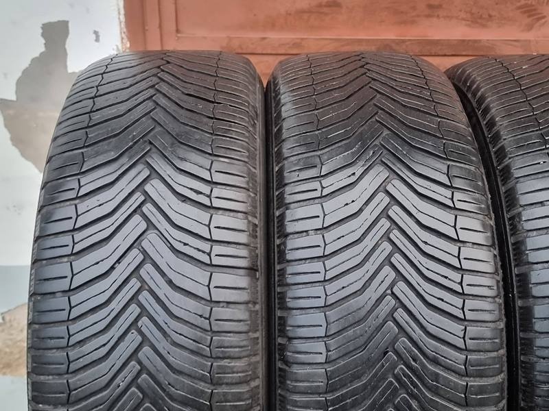 Celoroční Michelin 205/55/16 - 2