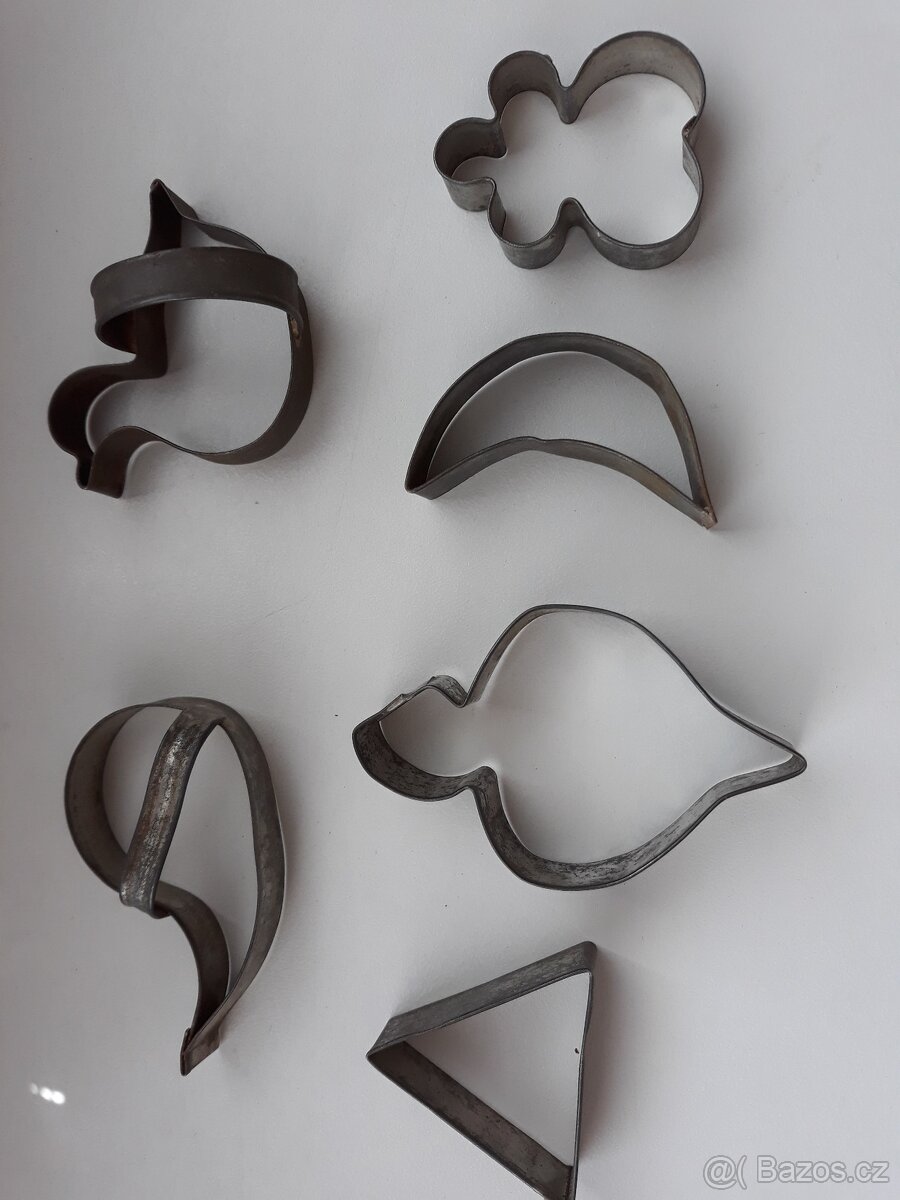 Starožitná vykrajovátka na cukroví - 2