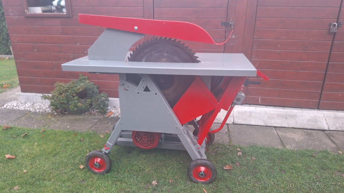 Cirkulárka s kolébkou Narex tov.výroby - 2