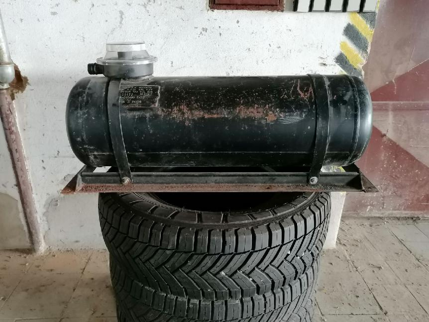 Držák(rám) Lpg nádrže 45l - 2