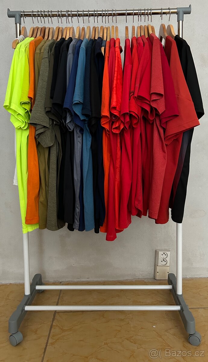 ŠTENDR - POJÍZDNÝ ŠATNÍ STOJAN 2 kusy - 2