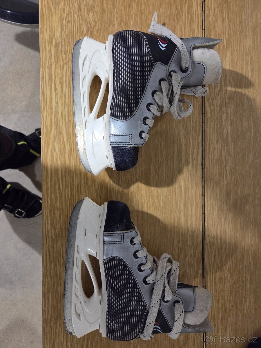 Dětské brusle 33 - 2