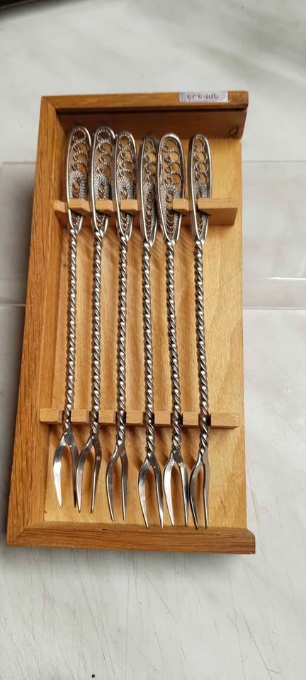 Sada 6ti dezertnich vidliček - 2
