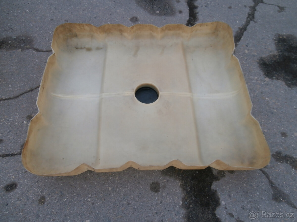 Pítko, krmítko, napájení dobytka, bazének 300 kč - 2