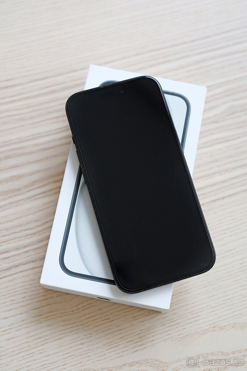 iPhone 15, 128 GB, černý - 2