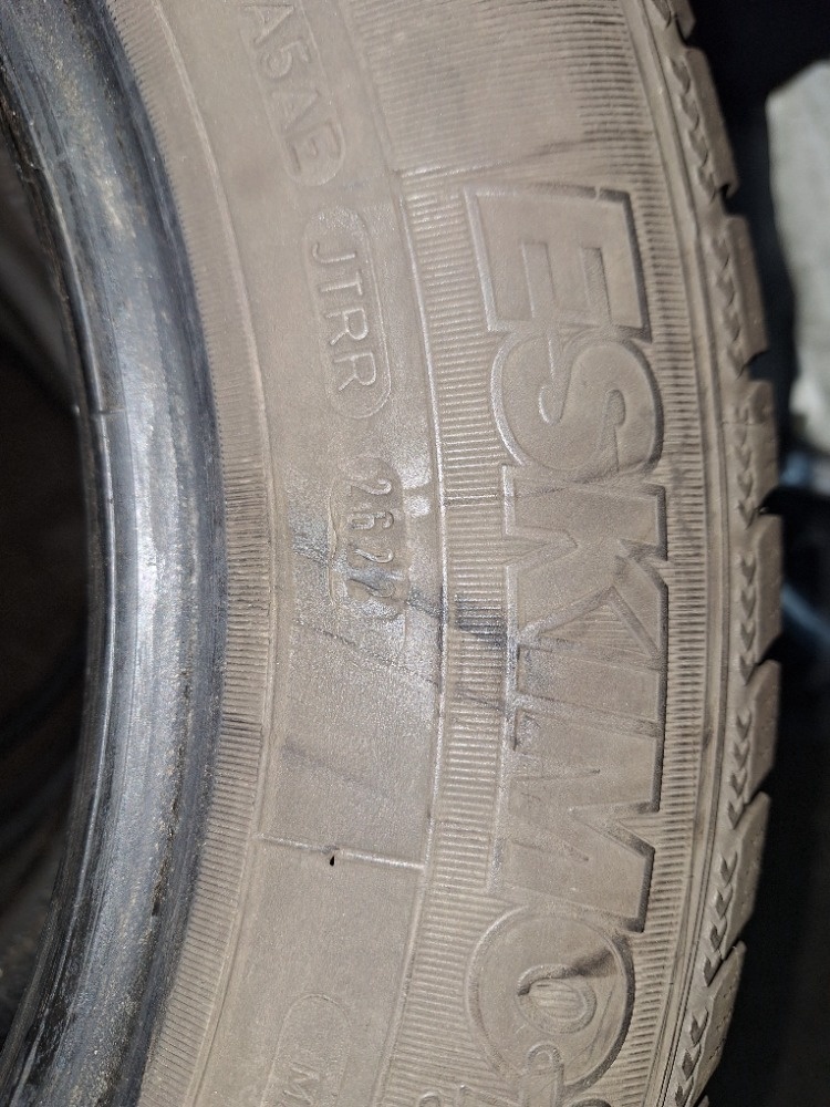 Zimní pneu SAVA 195/65 R15 - 2