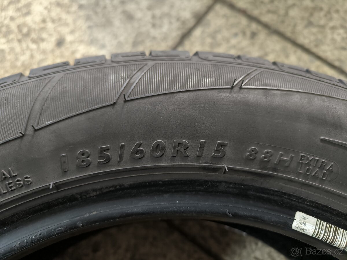 185/60 R15 zimní Dunlop - 2