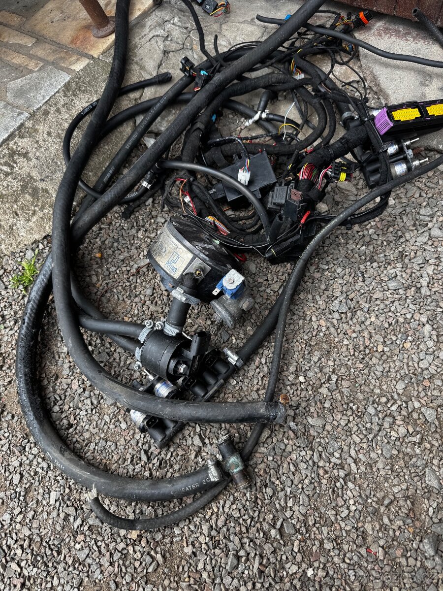 LPG systém pro v8 - 2