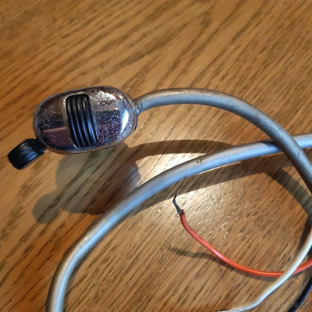 Přepínač na řiďítka hella - 2