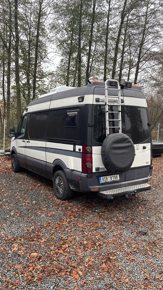 Obytný Volkswagen VW Crafter zimní - 2