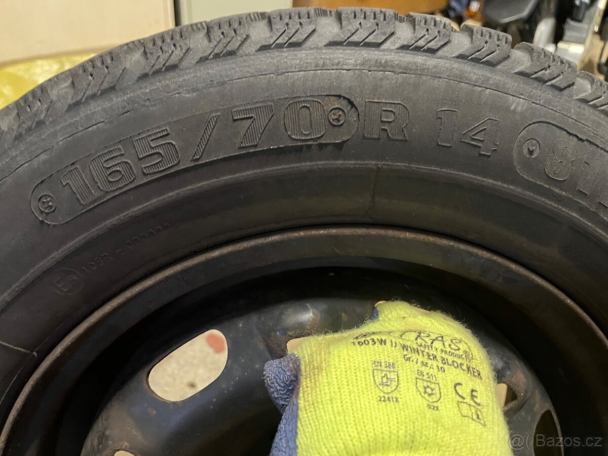 Zimní pneu 165/70 R14 na diskách, 4ks. - 2