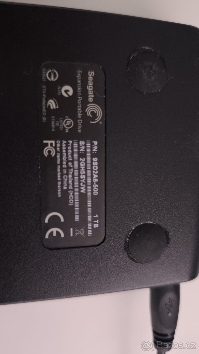 1TB Seagate Expansion External USB2.0 Desktop Hard Drive - 2