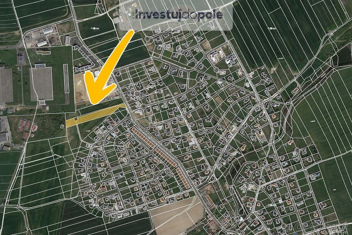 Prodej podílu 1/2 pole v k.ú. Zdiměřice u Prahy - 2