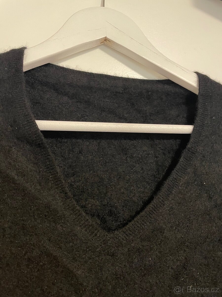 Kašmírový svetr - 2