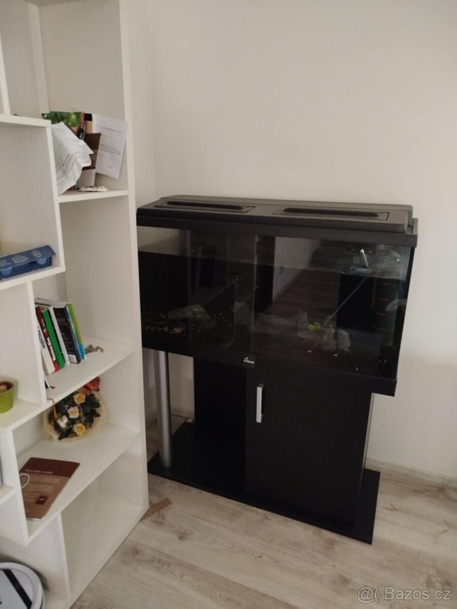 Prodám avárium - 2