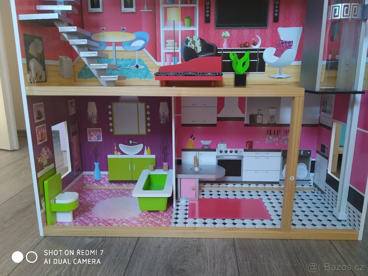 Domeček pro panenky - 2
