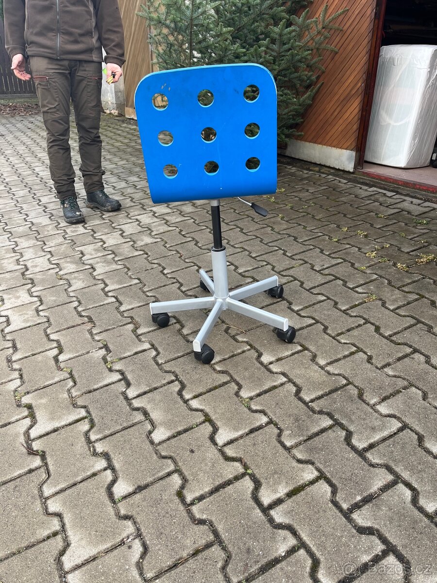 Otočná kancelářská židle IKEA - 2