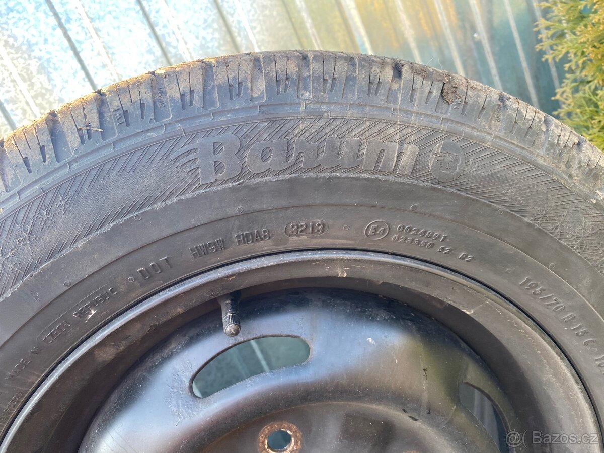 Prodám sadu kol 195/70 R15C - 2