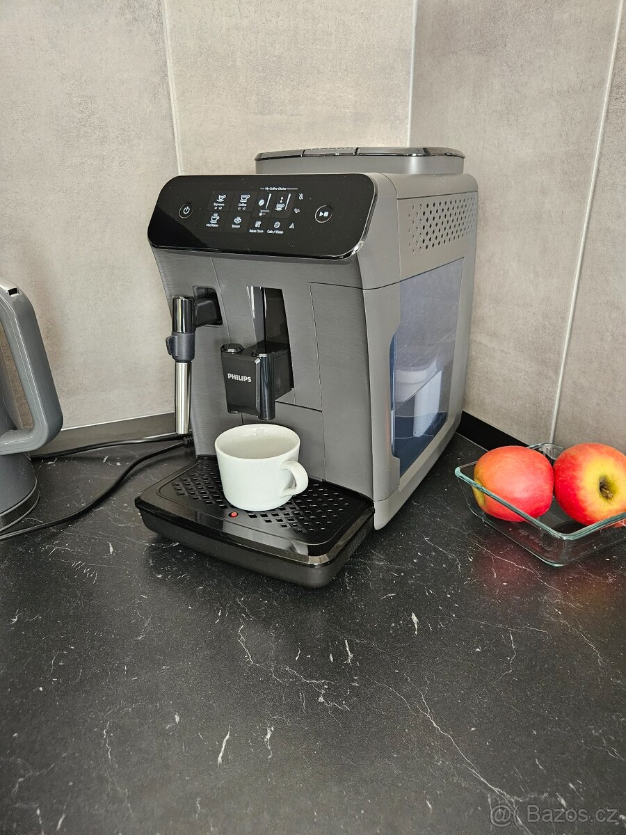 Prodám téměř nový kávovar Philips EP08/24 - 2