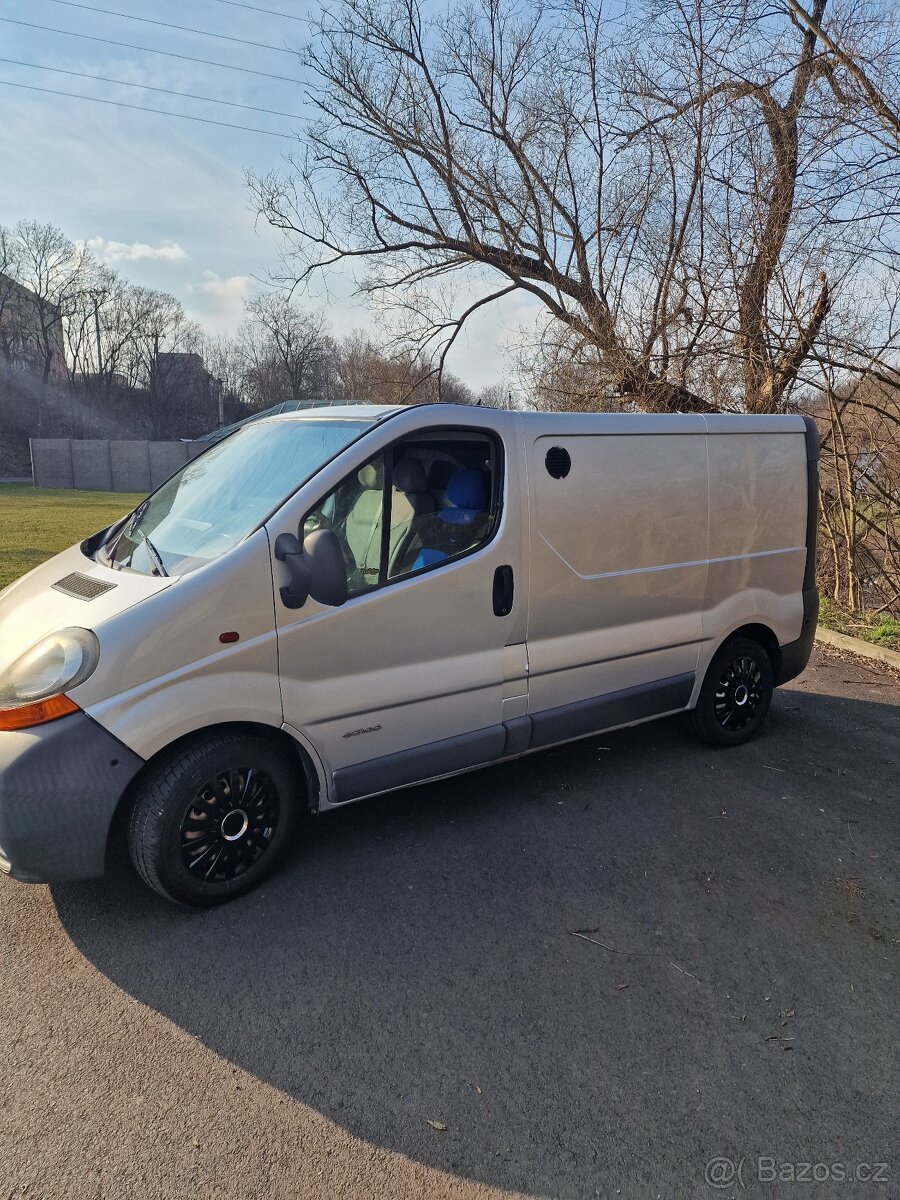 Renault Trafic 1.9dci 74kw - 2