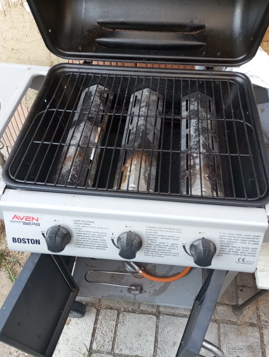 Zahradní gril plynový - 2