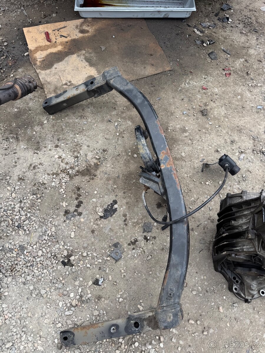 Tažné zařízení Audi A6 C6 - 2