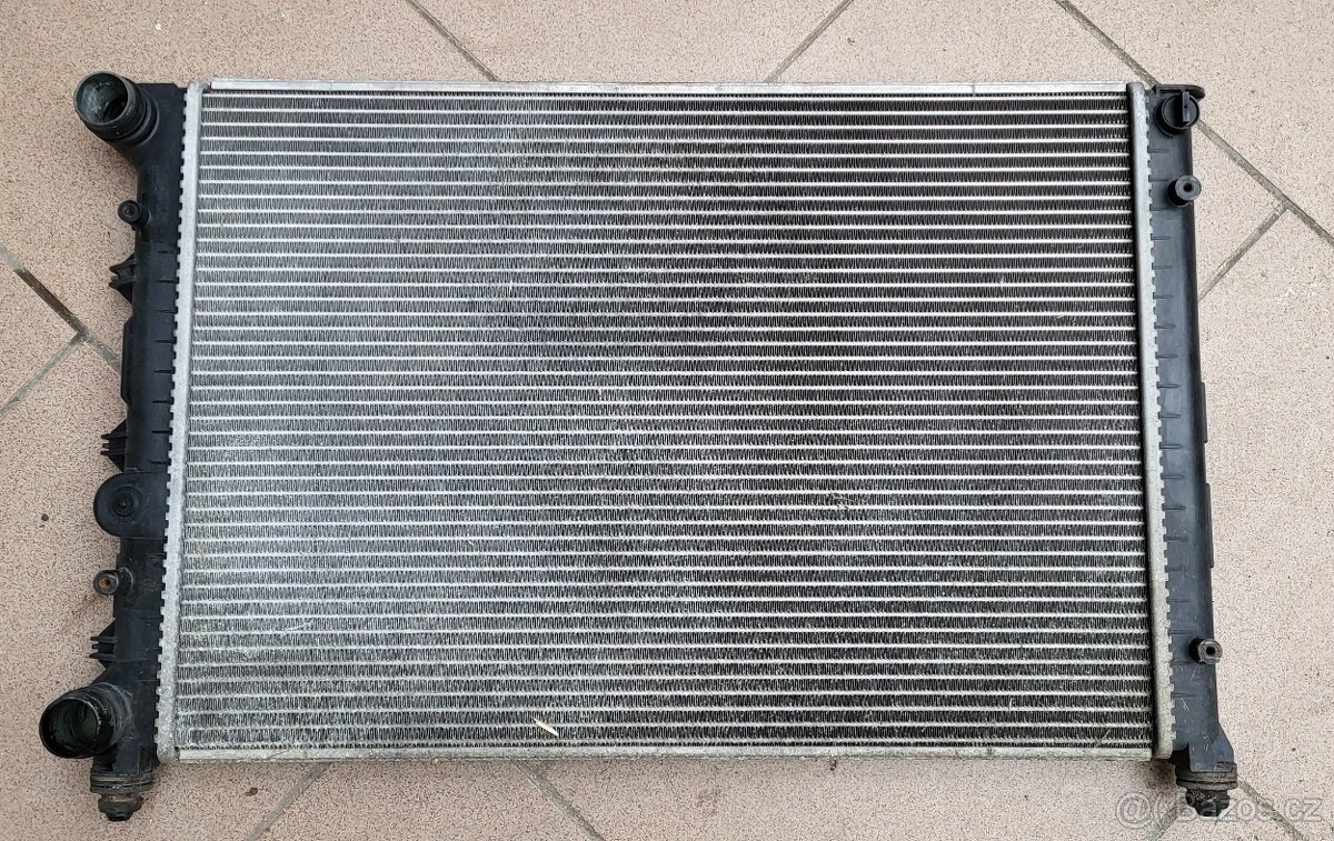 Alfa romeo 147 Chladič - 2