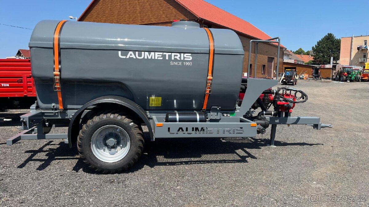 cisterna na DAM, postřík atd - 2