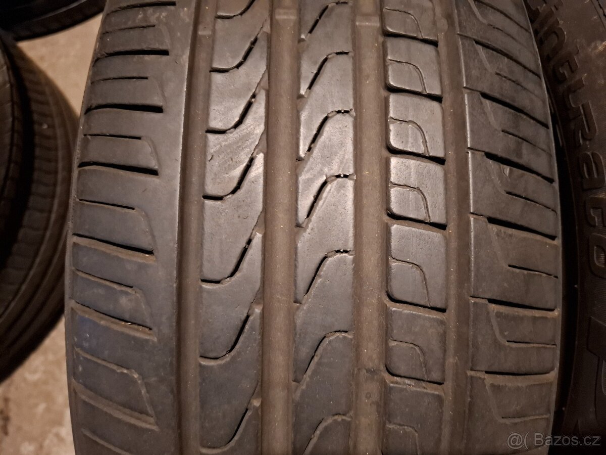 225/55/17 Pirelli Letní 6 mm - 2