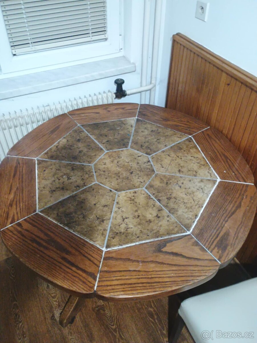 Starožitný stůl - 2