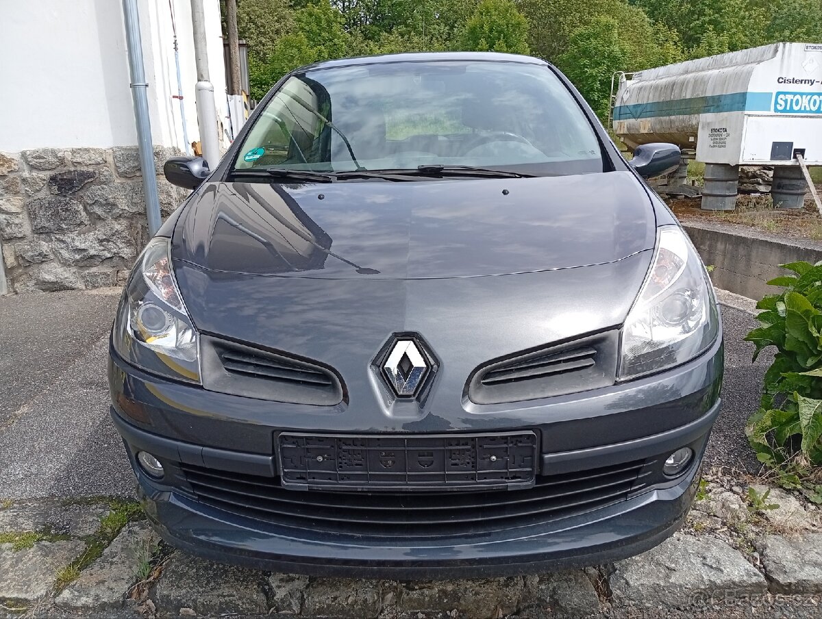 Renault Clio 3 1,6benzin - 2