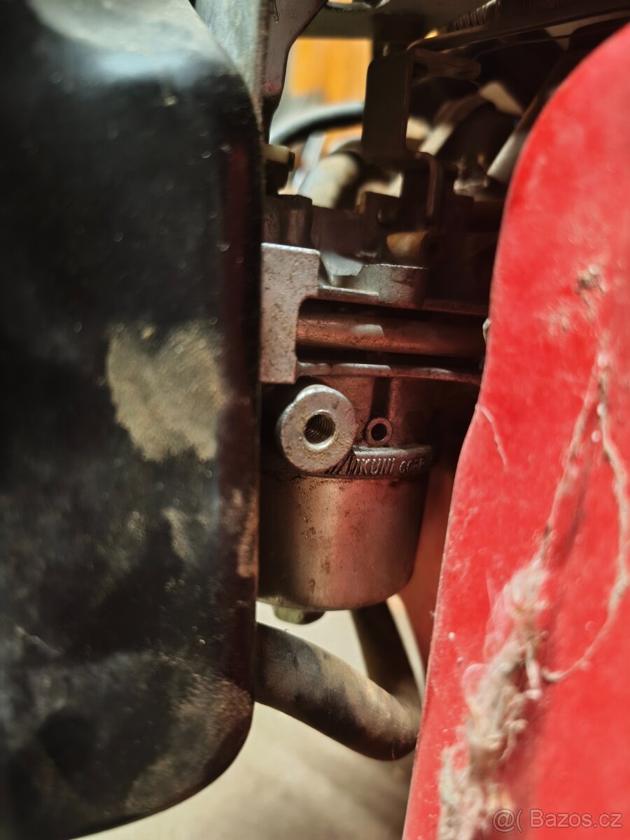 Benzínový motor Mitsubishi 10hp - 2