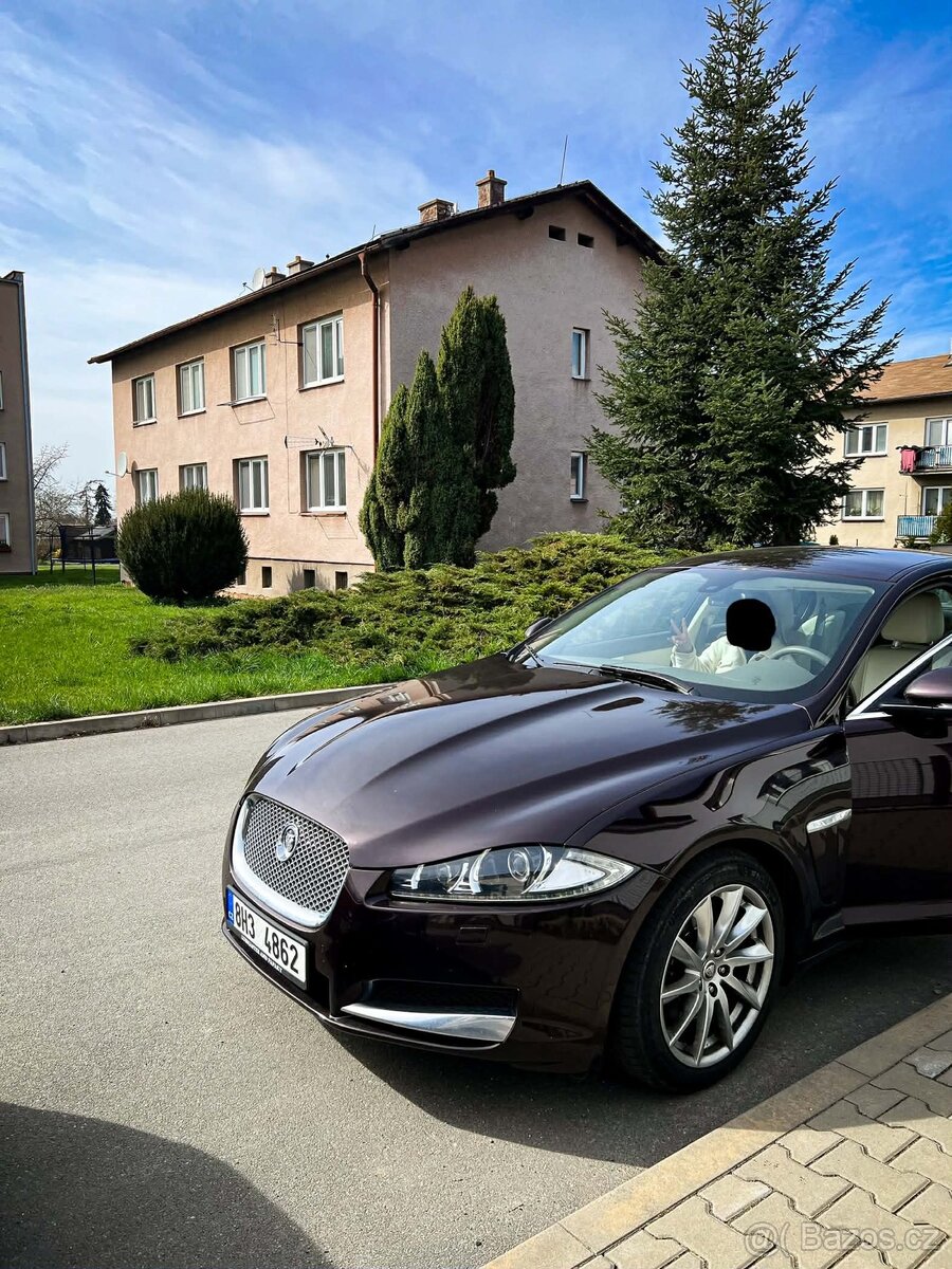 Jaguar XF - 2