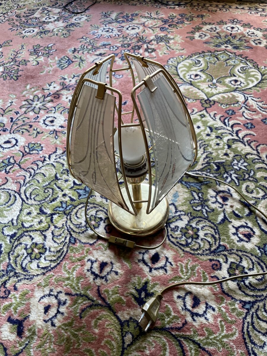 Starožitný nábytek a vybavení - 2