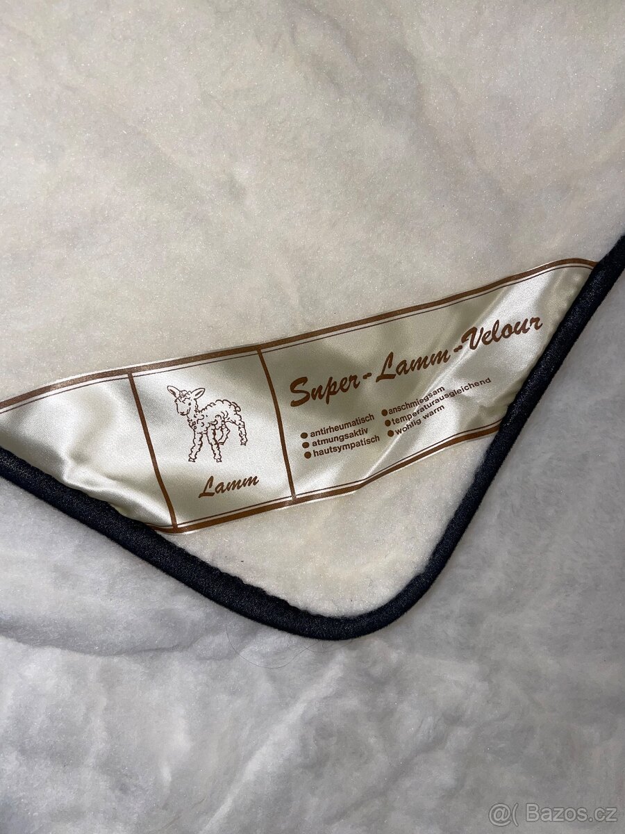 Deka z jehněčí vlny motiv panda - 2